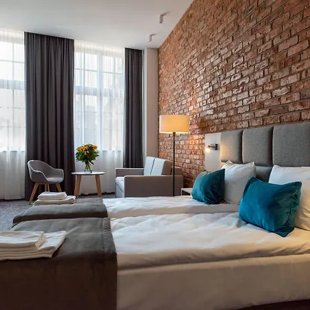 Korona Gold - Korona فروتسواف