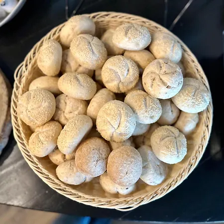 Korona Gold - Korona فروتسواف