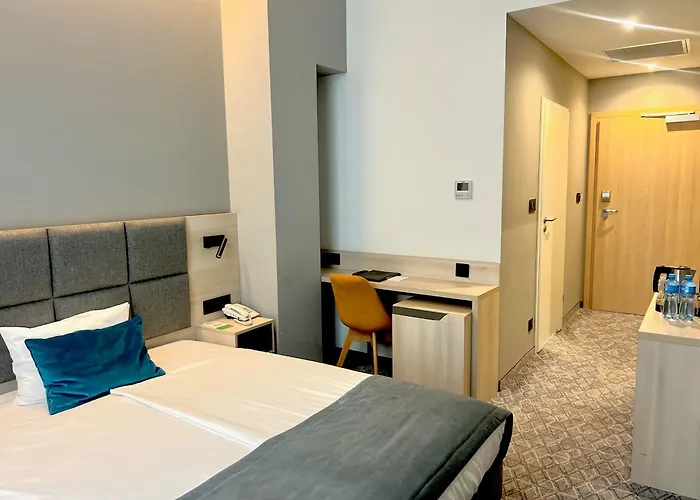 Korona Gold - Korona 4*